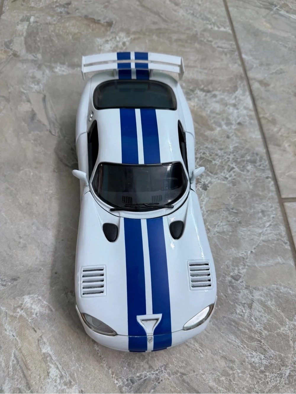 Dodge Viper GTS-R Coupe Diecast Car